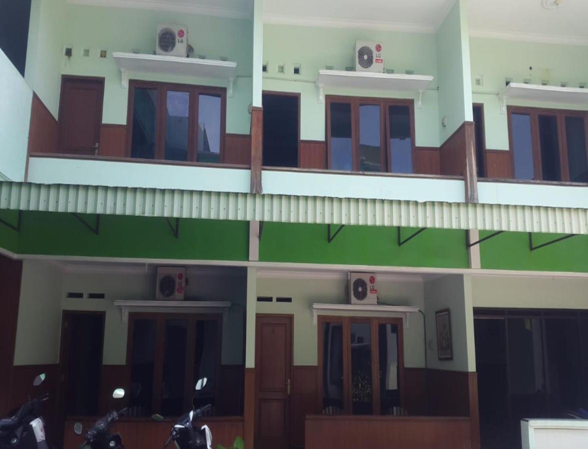 Hotel Mulia Lawean Exterior foto